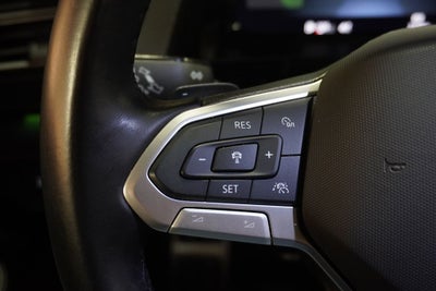 2025 Volkswagen Atlas Cross Sport 2.0T SEL Premium R-Line