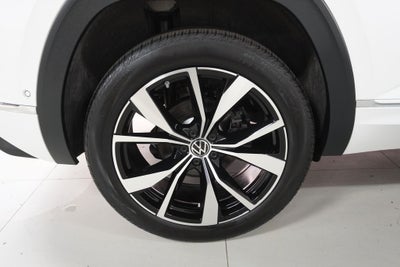 2025 Volkswagen Atlas Cross Sport 2.0T SEL Premium R-Line