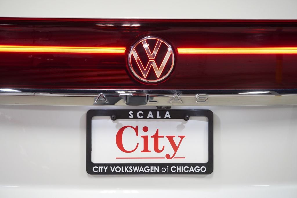 2025 Volkswagen Atlas Cross Sport 2.0T SEL Premium R-Line
