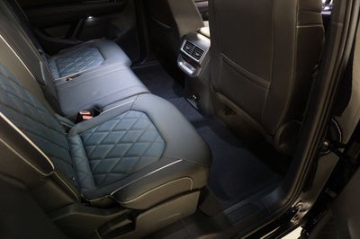 2025 Volkswagen Atlas Cross Sport 2.0T SEL Premium R-Line