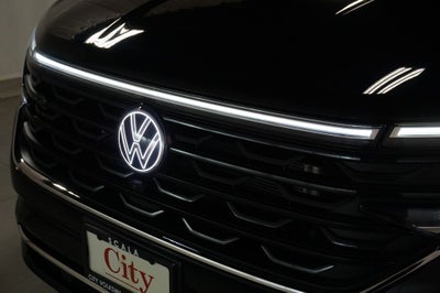 2025 Volkswagen Atlas Cross Sport 2.0T SEL Premium R-Line