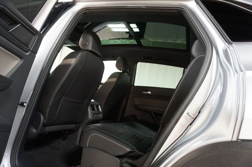 2023 Volkswagen Atlas Cross Sport 3.6L V6 SEL Premium R-Line