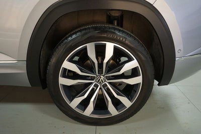 2023 Volkswagen Atlas Cross Sport 3.6L V6 SEL Premium R-Line