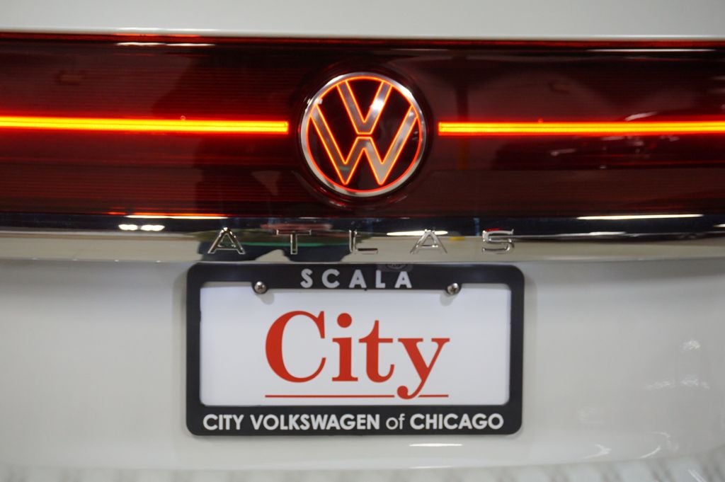 2026 Volkswagen Atlas 2.0T SEL Premium R-Line