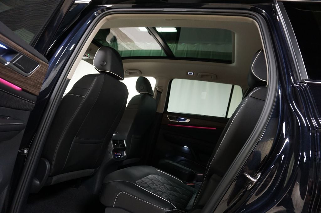 2025 Volkswagen Atlas 2.0T SEL Premium R-Line