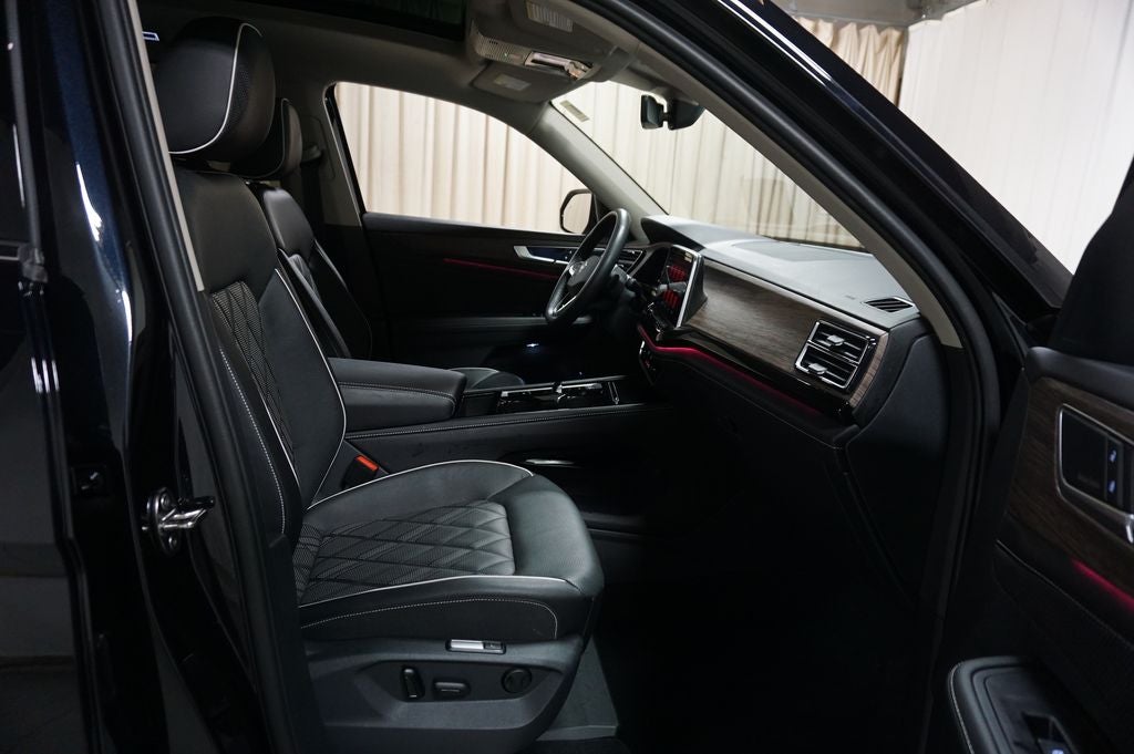 2025 Volkswagen Atlas 2.0T SEL Premium R-Line
