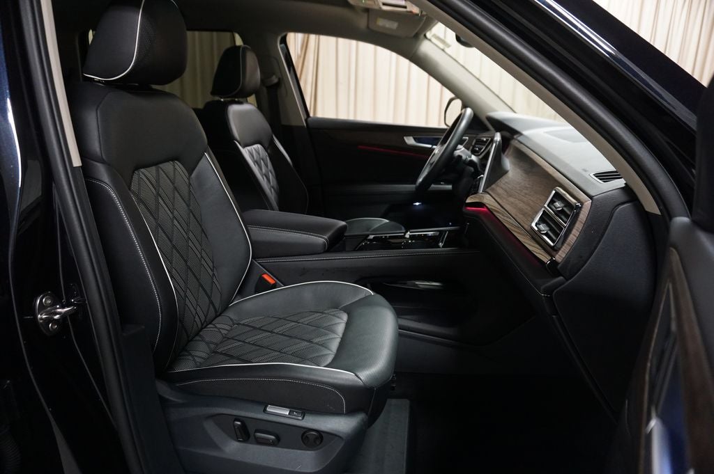 2025 Volkswagen Atlas 2.0T SEL Premium R-Line