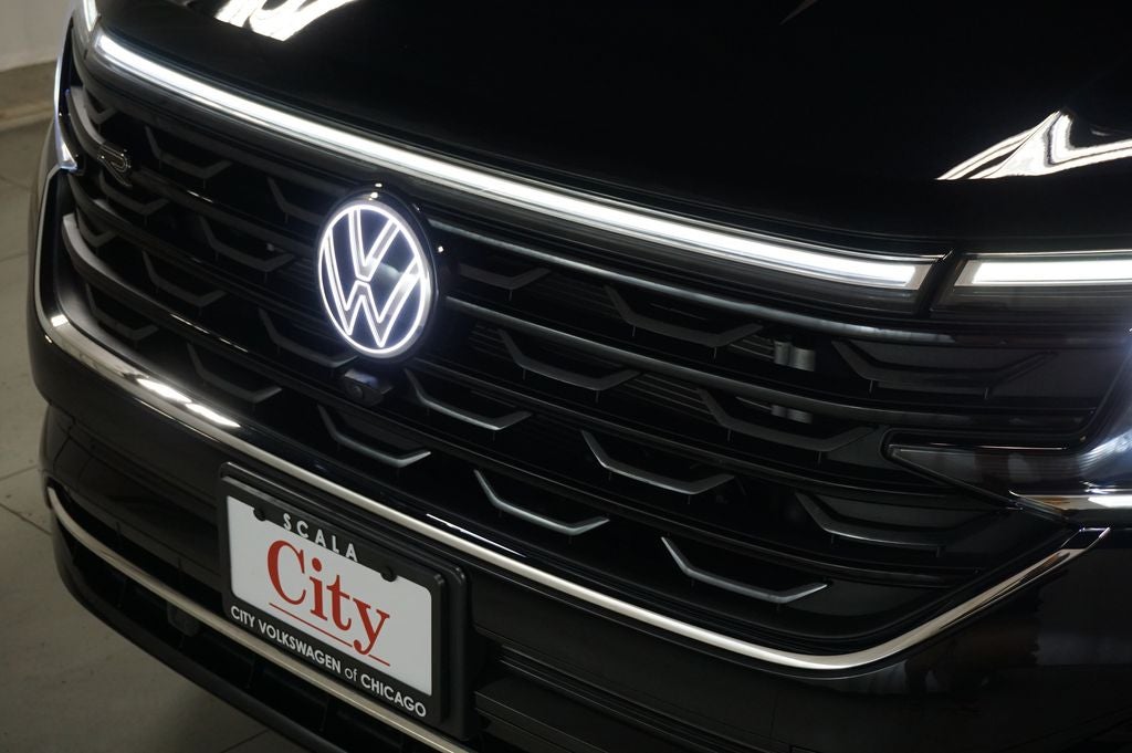 2025 Volkswagen Atlas 2.0T SEL Premium R-Line