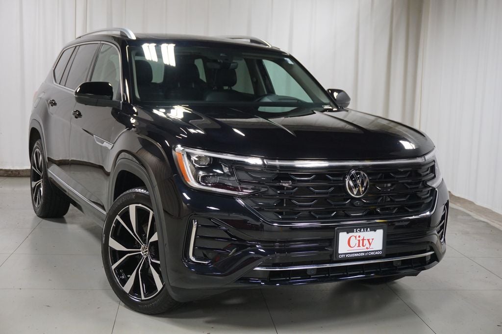 2025 Volkswagen Atlas 2.0T SEL Premium R-Line