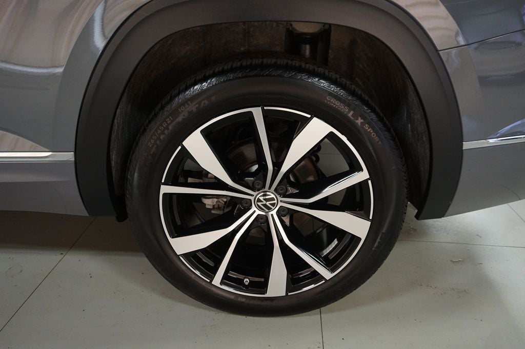2025 Volkswagen Atlas 2.0T SEL Premium R-Line