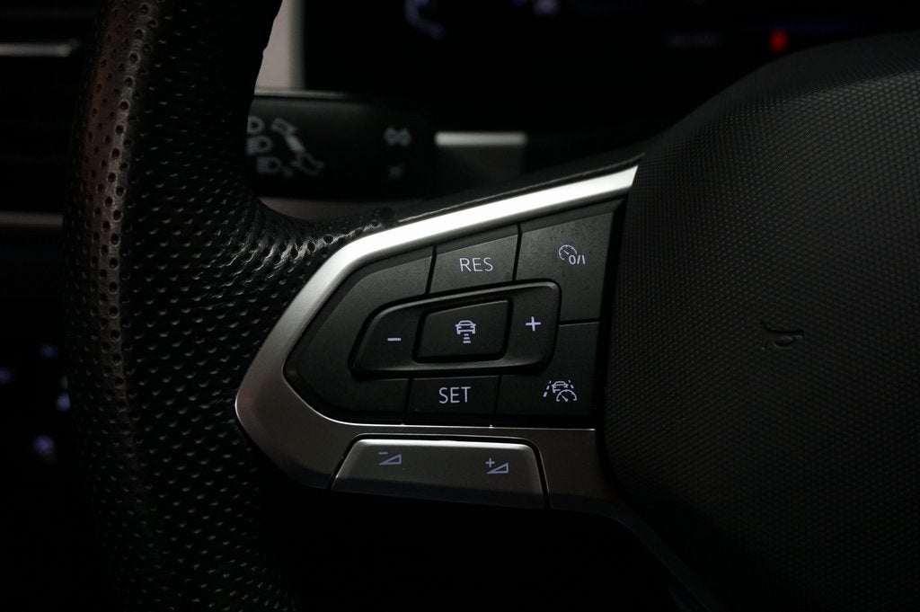 2023 Volkswagen Atlas 3.6L V6 SEL Premium R-Line