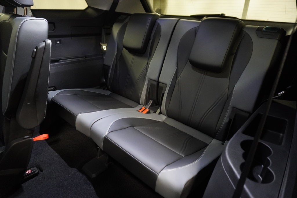 2027 Volkswagen Atlas SE w/Technology