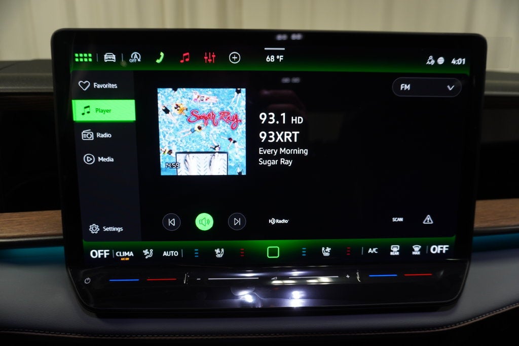 2027 Volkswagen Atlas SE w/Technology