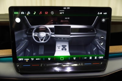 2027 Volkswagen Atlas SE w/Technology