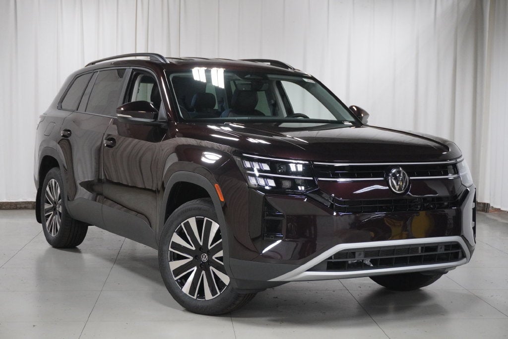 2027 Volkswagen Atlas SE w/Technology