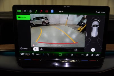 2027 Volkswagen Atlas SE w/Technology