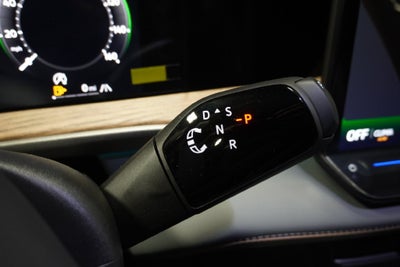 2027 Volkswagen Atlas SE w/Technology