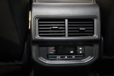 2027 Volkswagen Atlas SE w/Technology