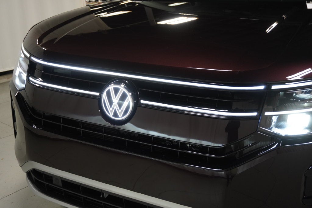 2027 Volkswagen Atlas SE w/Technology