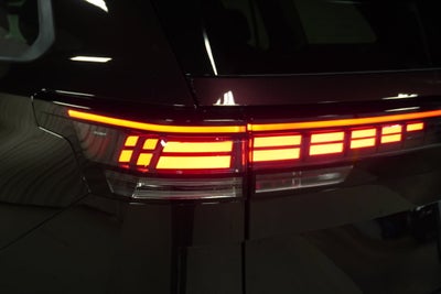 2027 Volkswagen Atlas SE w/Technology