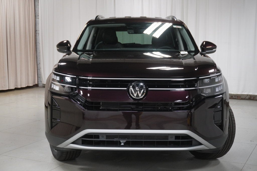 2027 Volkswagen Atlas SE w/Technology