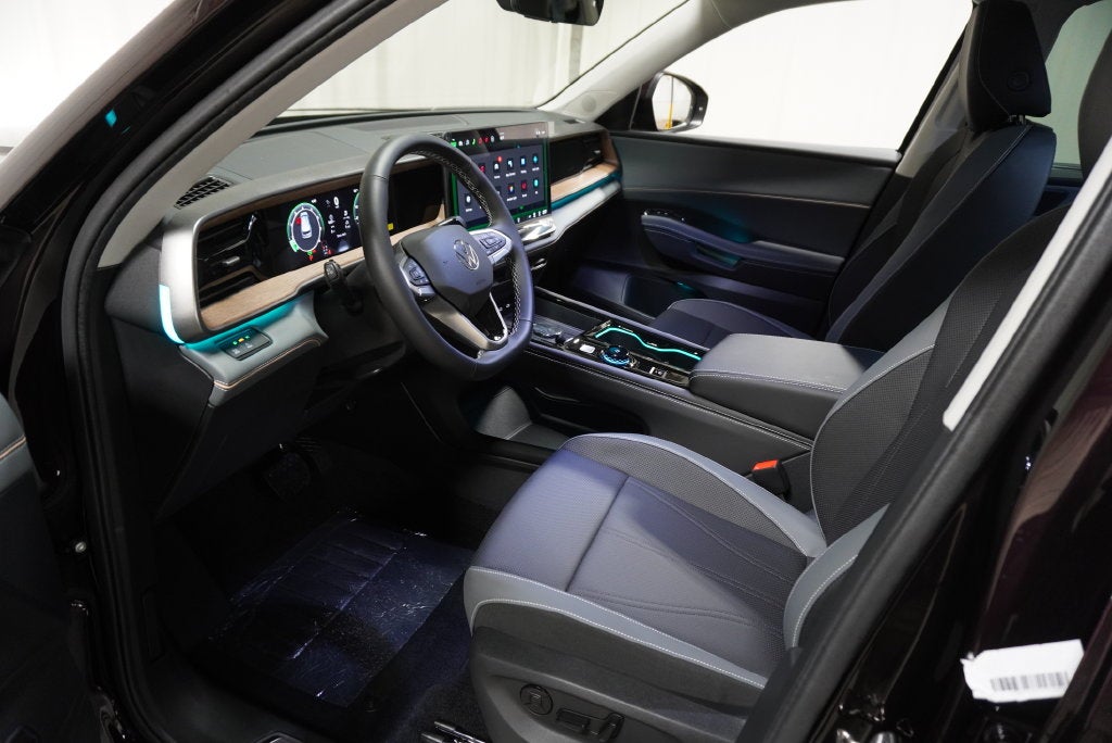 2027 Volkswagen Atlas SE w/Technology