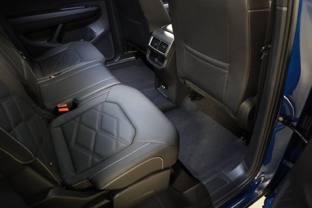 2026 Volkswagen Atlas Cross Sport SE w/Technology