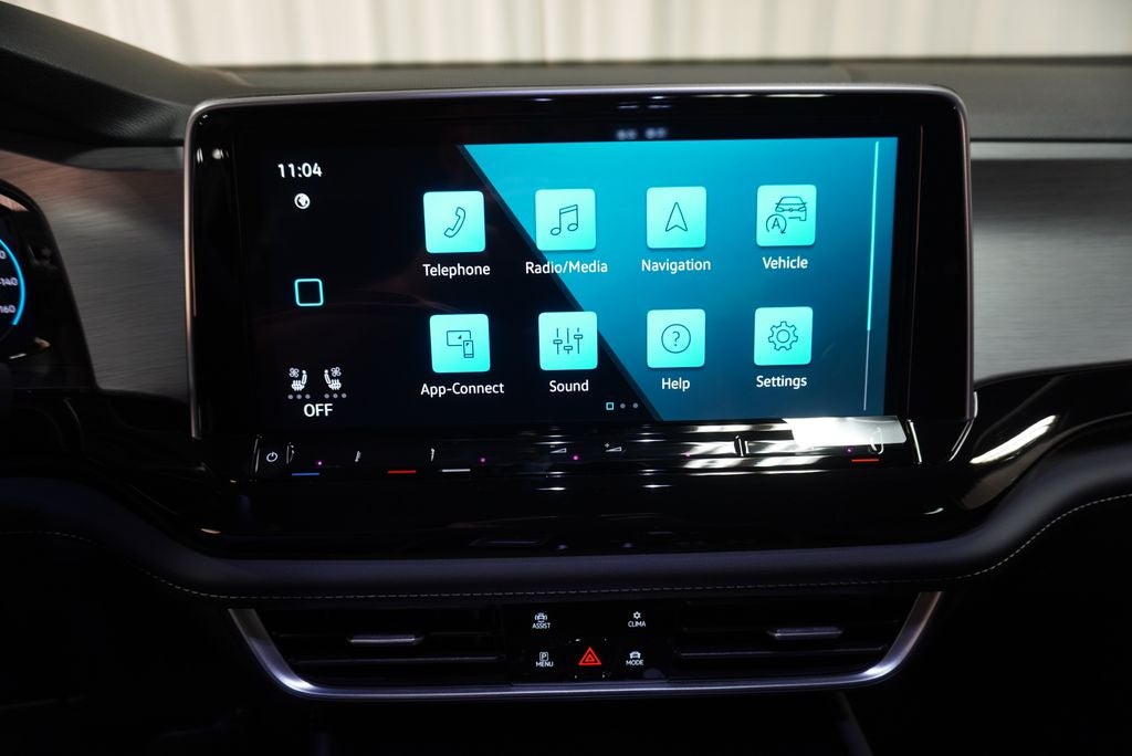 2026 Volkswagen Atlas Cross Sport 2.0T SE w/Technology
