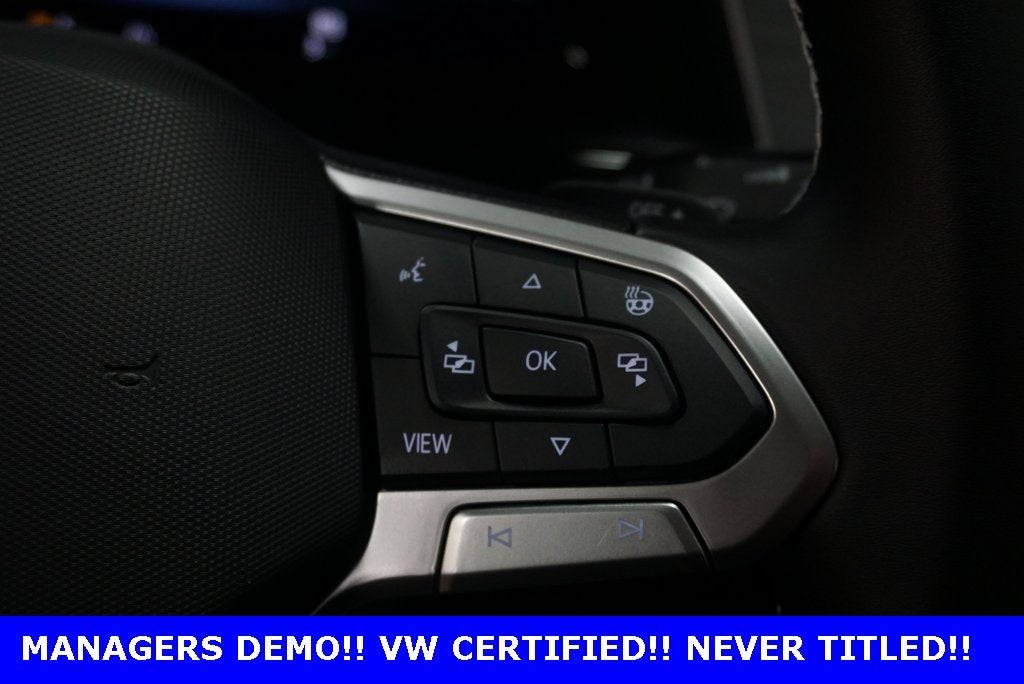 2025 Volkswagen Atlas Cross Sport 2.0T SE w/Technology