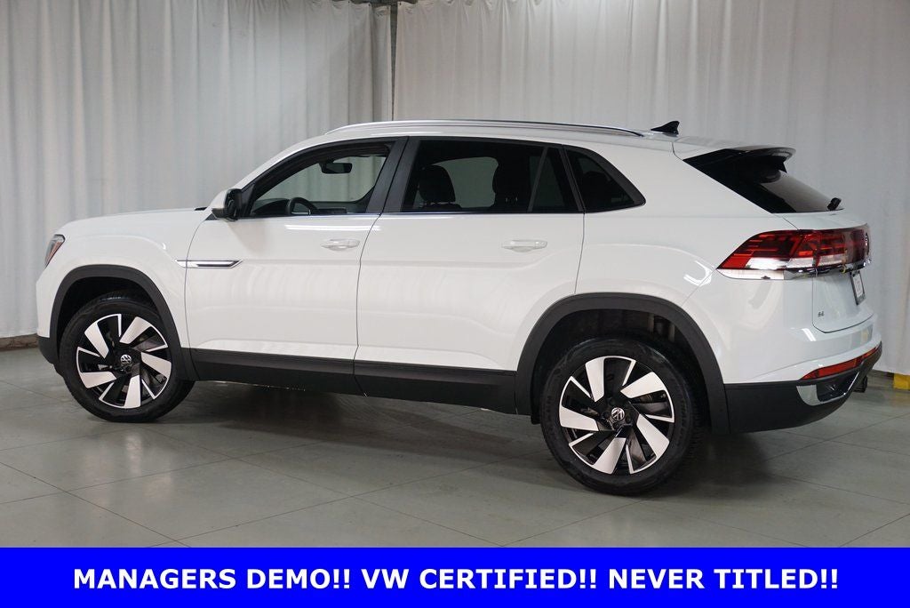 2025 Volkswagen Atlas Cross Sport 2.0T SE w/Technology