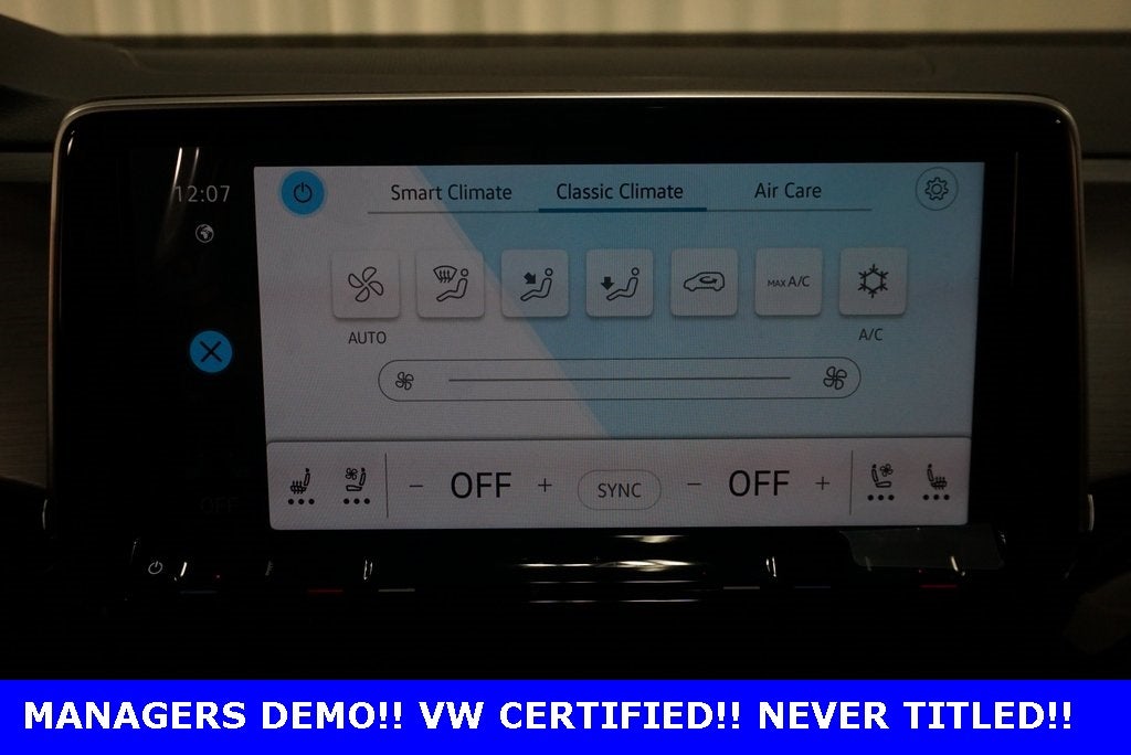 2025 Volkswagen Atlas Cross Sport 2.0T SE w/Technology