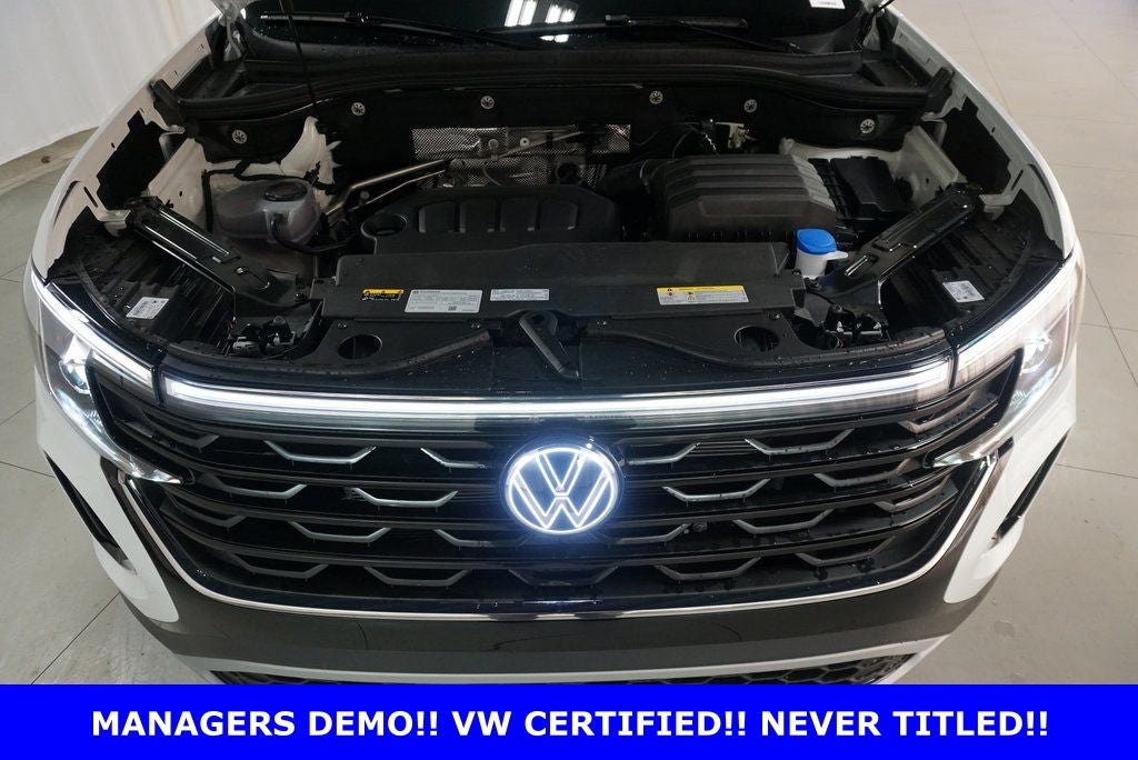2025 Volkswagen Atlas Cross Sport 2.0T SE w/Technology