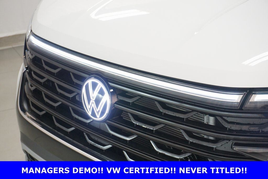 2025 Volkswagen Atlas Cross Sport 2.0T SE w/Technology