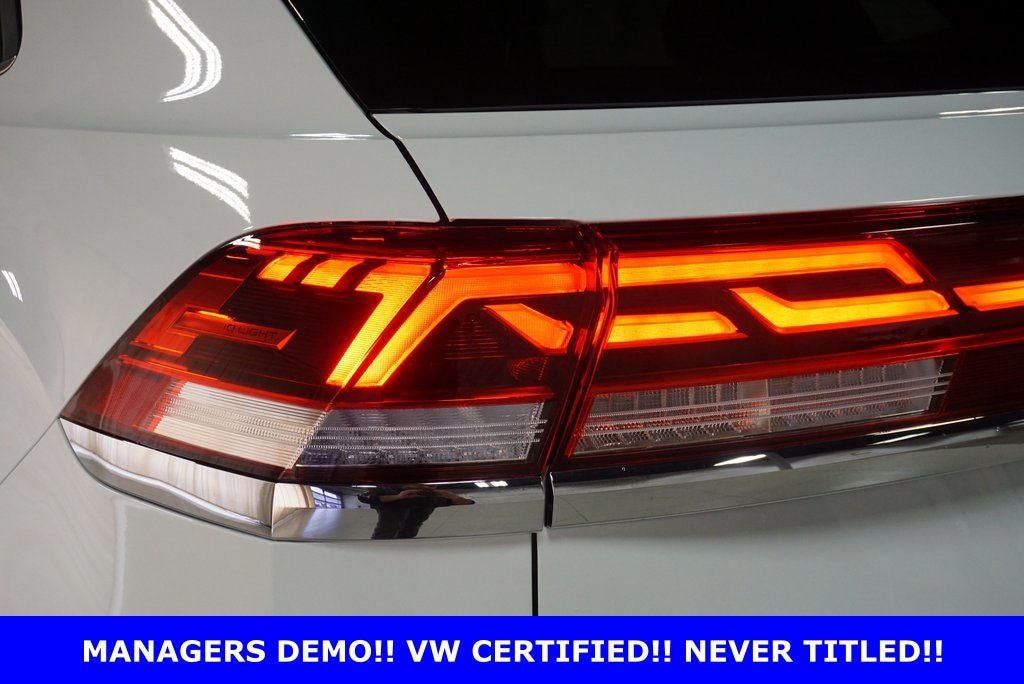 2025 Volkswagen Atlas Cross Sport 2.0T SE w/Technology