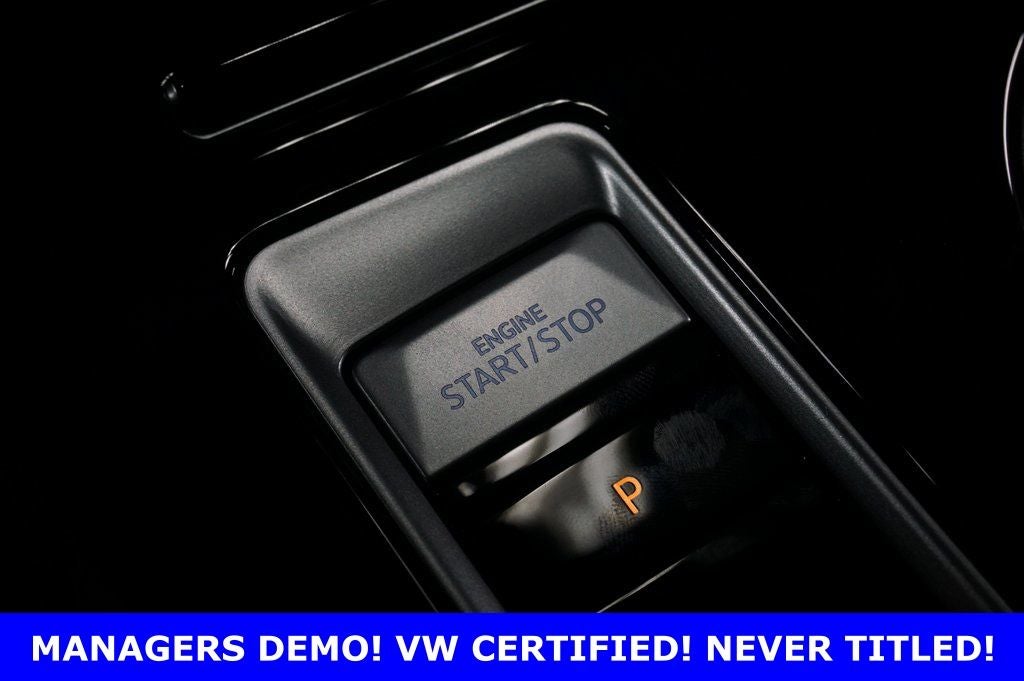 2025 Volkswagen Atlas Cross Sport 2.0T SE w/Technology