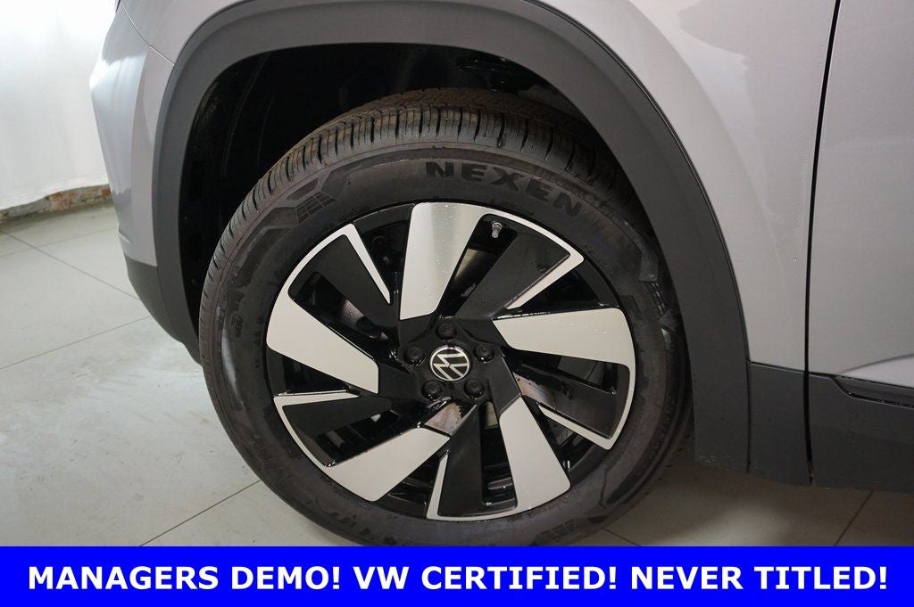 2025 Volkswagen Atlas Cross Sport 2.0T SE w/Technology