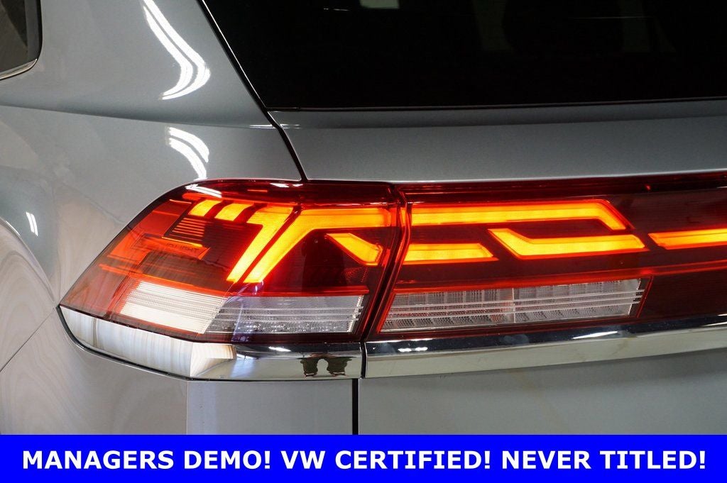 2025 Volkswagen Atlas Cross Sport 2.0T SE w/Technology