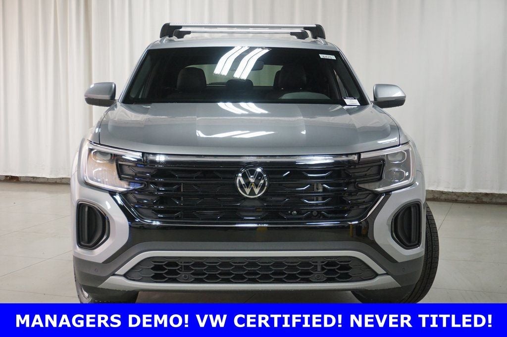 2025 Volkswagen Atlas Cross Sport 2.0T SE w/Technology