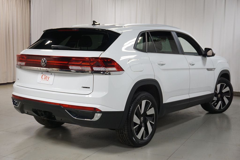 2025 Volkswagen Atlas Cross Sport 2.0T SE w/Technology