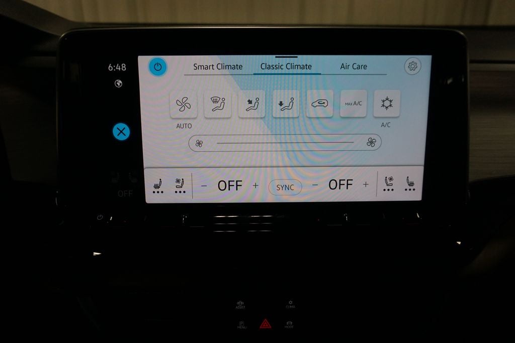 2025 Volkswagen Atlas Cross Sport 2.0T SE w/Technology