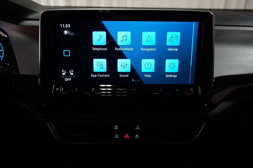 2025 Volkswagen Atlas Cross Sport 2.0T SE w/Technology