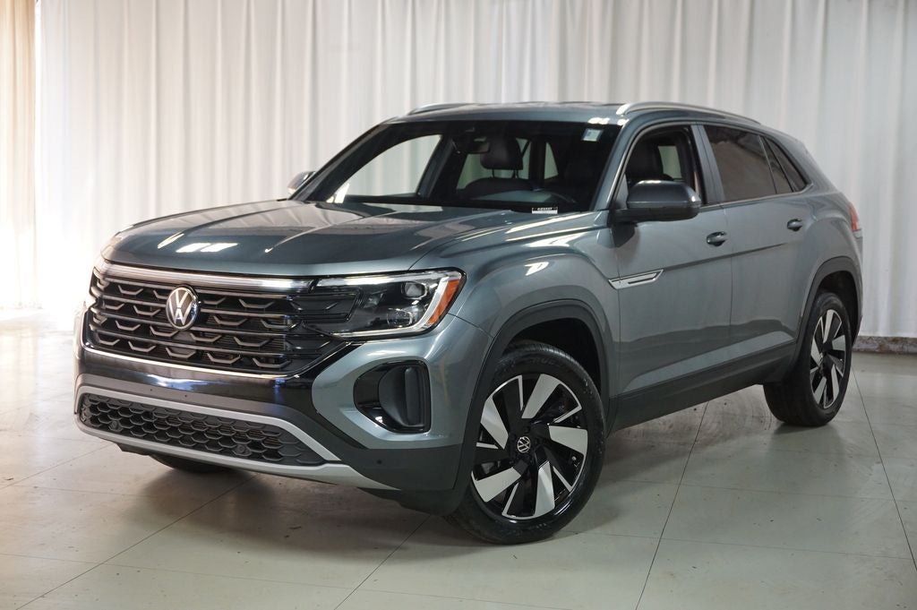 2025 Volkswagen Atlas Cross Sport 2.0T SE w/Technology