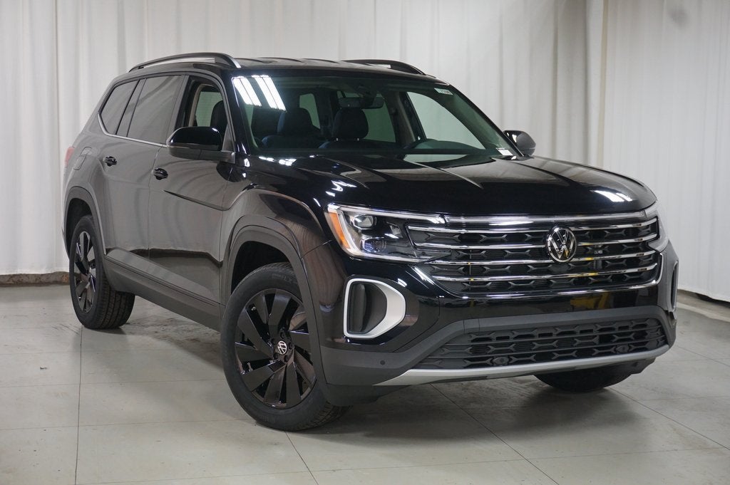 2026 Volkswagen Atlas SE w/Technology