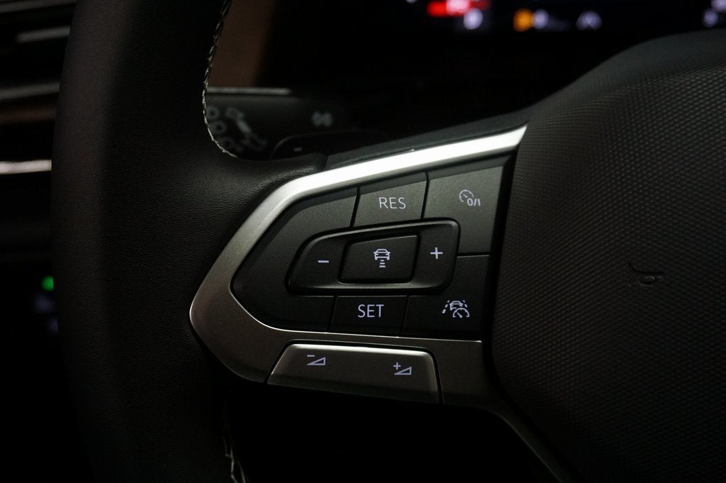 2026 Volkswagen Atlas SE w/Technology