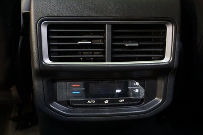 2026 Volkswagen Atlas SE w/Technology