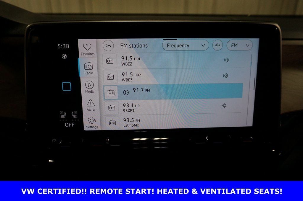 2025 Volkswagen Atlas 2.0T SE w/Technology
