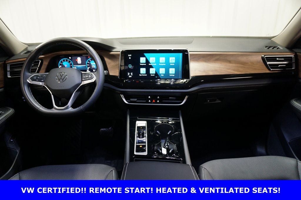 2025 Volkswagen Atlas 2.0T SE w/Technology