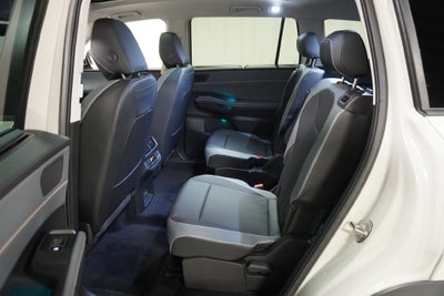 2027 Volkswagen Atlas SE w/Technology