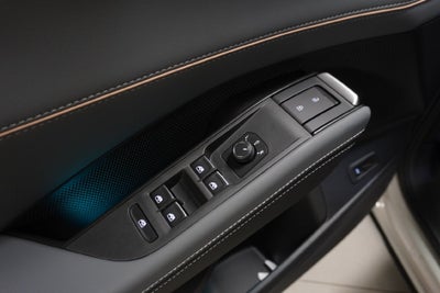 2027 Volkswagen Atlas SE w/Technology