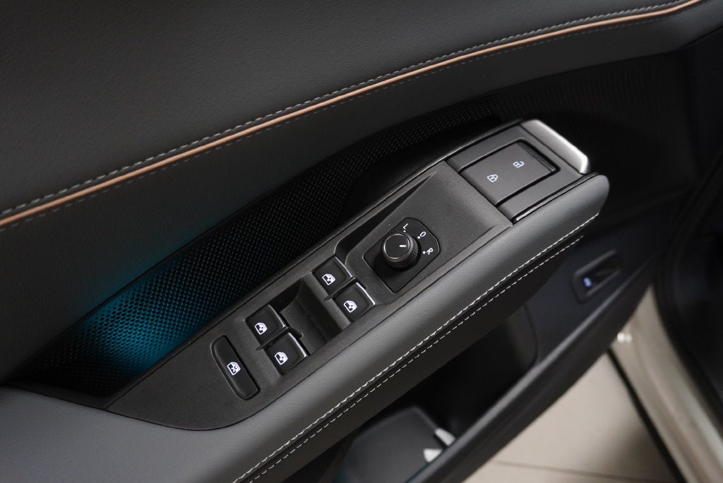 2027 Volkswagen Atlas SE w/Technology